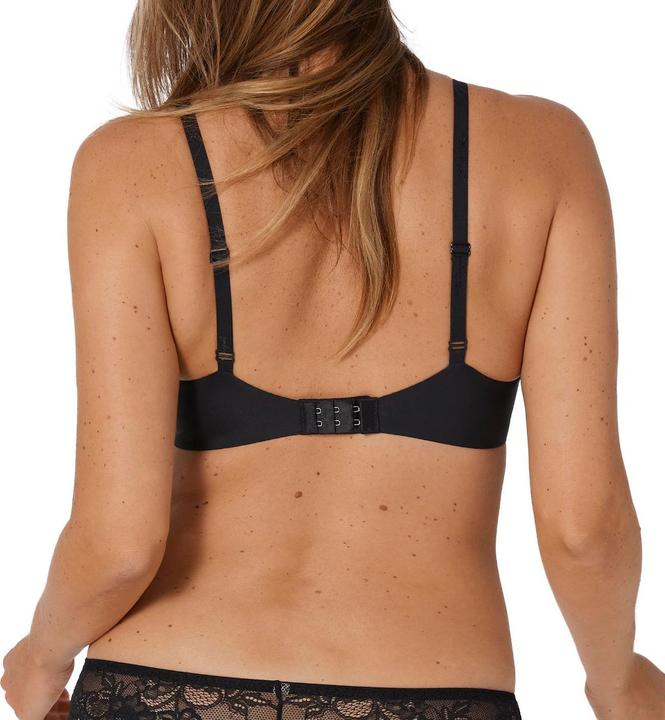 Actual product image Triumph Body Make-Up WHP (80 A, Single pack)