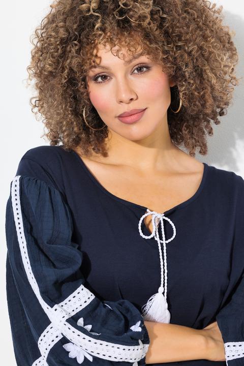 Immagine prodotto Ulla Popken Blusa con ricami, scollo a tunica e maniche lunghe (62)