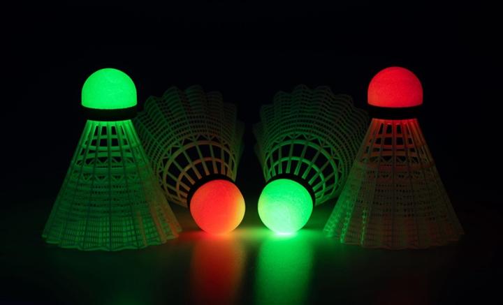 Produktbild Avento BADMINTON SHUTTLES (4) - LED