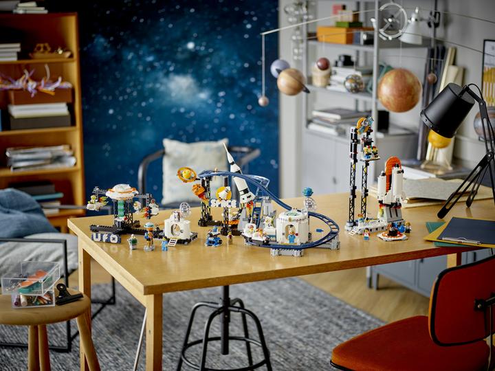Actual product image LEGO Space roller coaster (31142, LEGO Creator Expert)