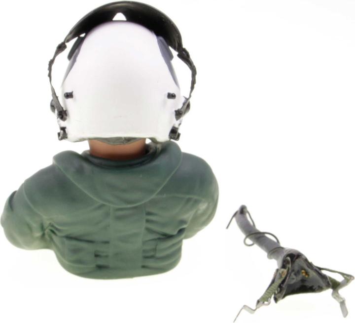 Actual product image Planet-Hobby 1/6 Jet Pilot with helmet Height 95mm, width 79mm