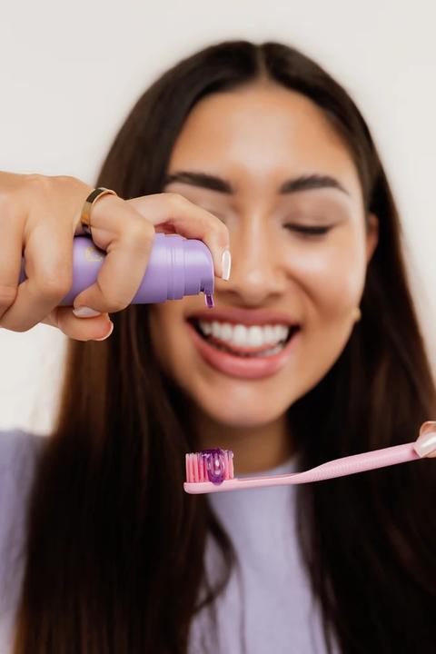 Produktbild Hello Coco Grape Bubblegum Toothpaste