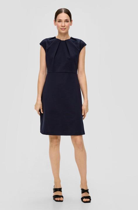 Actual product image S.Oliver Kleid Ärmelloses Etuikleid mit Faltendetails (36)