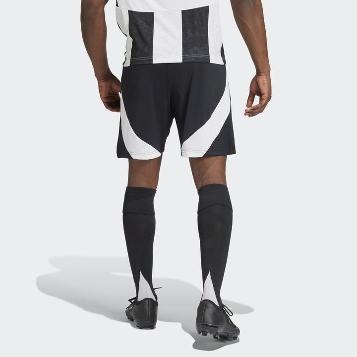 Image du produit adidas Short de la Juventus de Turin (XL)