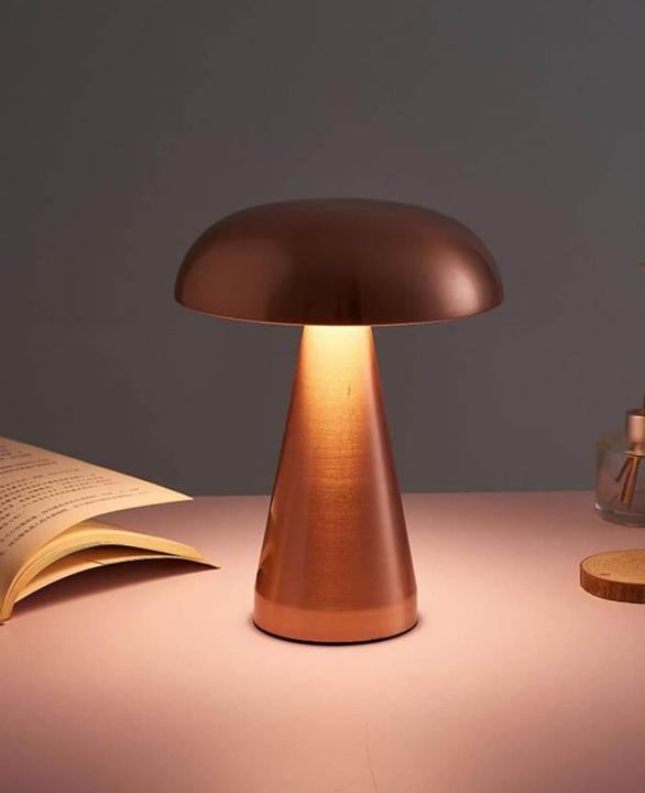 Actual product image Esmée LED Tischlampe in Roségold in moderner Pilzform