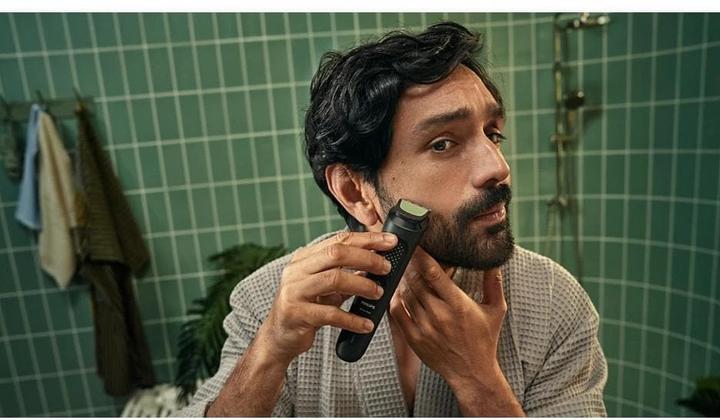 Actual product image Philips All-in-One Trimmer Series 5000