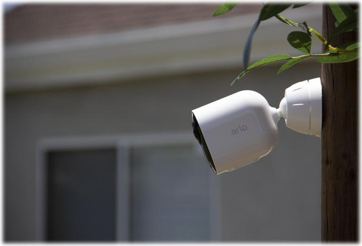 Produktbild Arlo Ultra 2 Spotlight Kamera 2-er Set (3840 x 2160 Pixels)