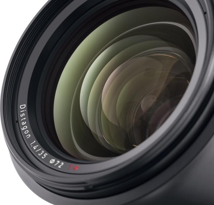 Actual product image Zeiss Milvus 1.4 / 35mm ZE Canon EF (Canon EF, full size)