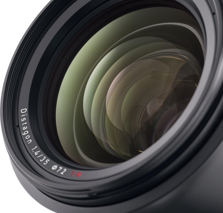 Produktbild Zeiss Milvus 1.4 / 35mm ZE Canon EF (Canon EF, Vollformat)