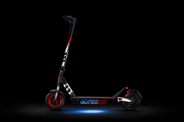 Produktbild Aprilia Esr2 (25 km/h, 50 km, 500 W)