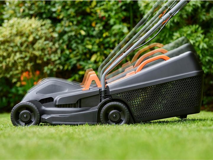 Actual product image Black & Decker BEMW351 (Electrical connection)