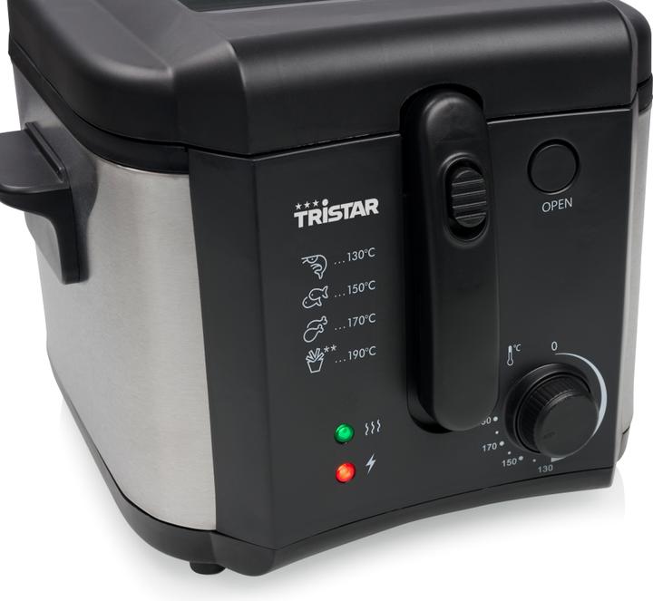 Actual product image Tristar Deep fryer FR-6878 - 2,5 litre - 1600W - Inklapbaar handvat - RVS/Zwart