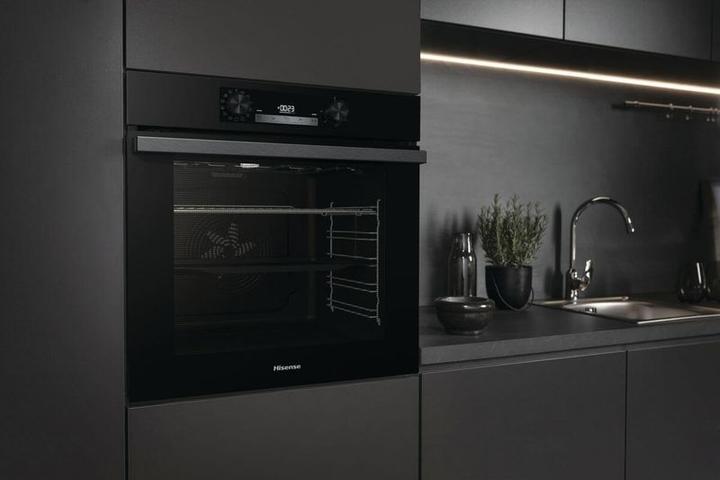 Actual product image Hisense Backofen Pyrolyse BlackGlass HI4 BI 64211PB Glasfront schwarz