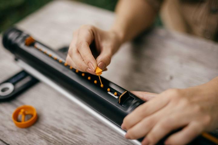 Produktbild No Name Fiskars Zraszacz Wahadłowy L X-Series