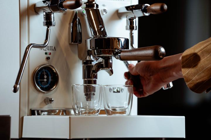 Actual product image Quick Mill Aquila white