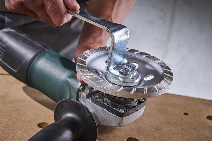 Actual product image wolfcraft 1 flange spanner cranked for WS