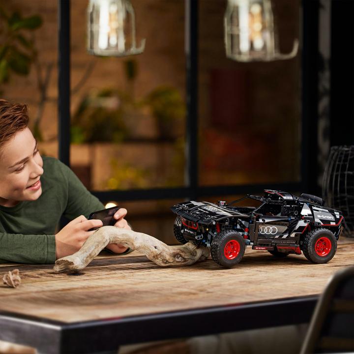 Image du produit LEGO Audi RS Q e-tron (42160, LEGO Technic)
