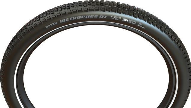 Actual product image Maxxis Metro Pass AT (27.5 x 2.60, 66-584)