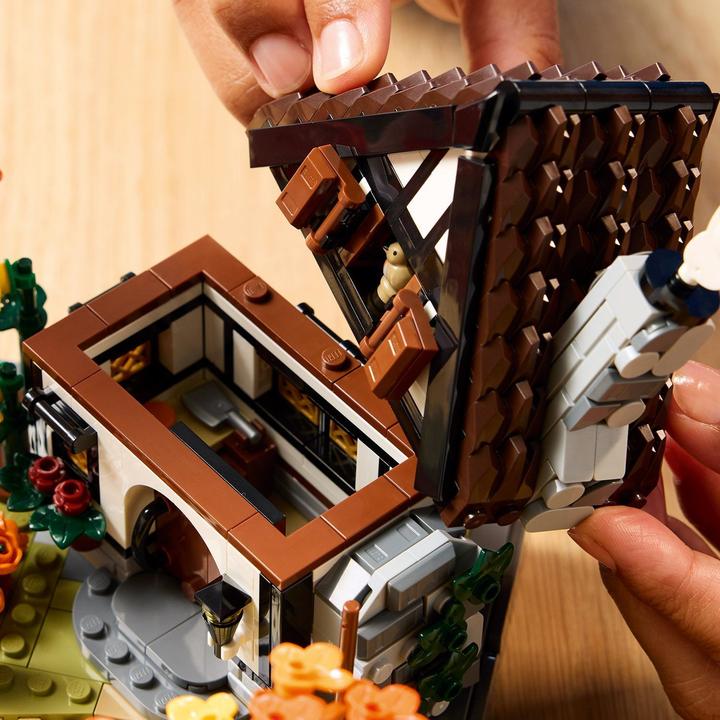 Produktbild LEGO Herbstlicher Landhausgarten (LEGO Icons)