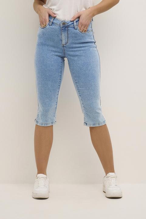 Denim délavé bleu clair