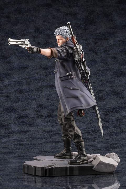 Actual product image Kotobukiya Devil May Cry 5 ARTFXJ PVC Statue 1/8 Nero 27 cm