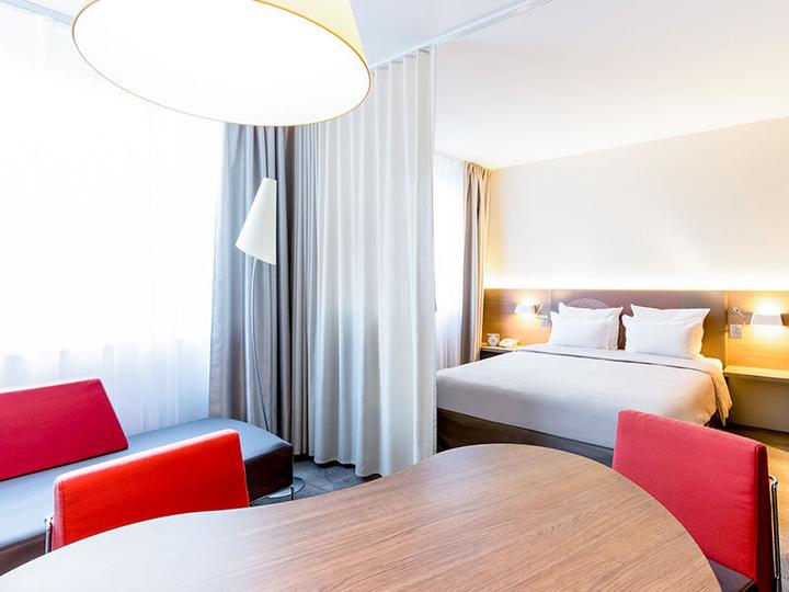 Produktbild Smartbox Familienaufenthalt mit 2 Übernachtungen in einem 4* Hotel in Genf (4 Pers.)