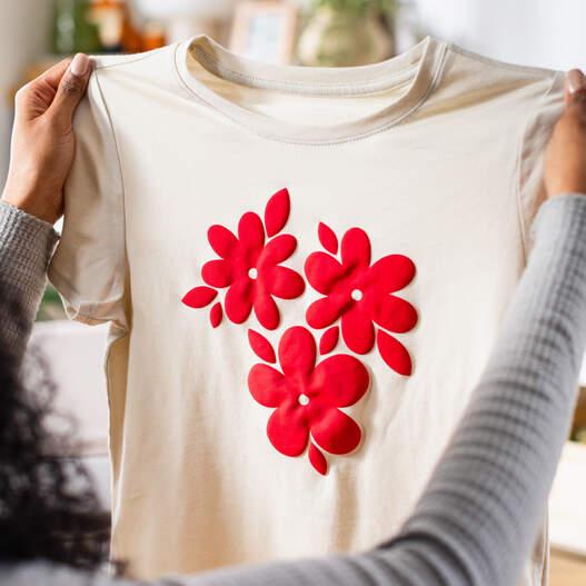 Productafbeelding Cricut Puff Iron-On RED 30x48cm