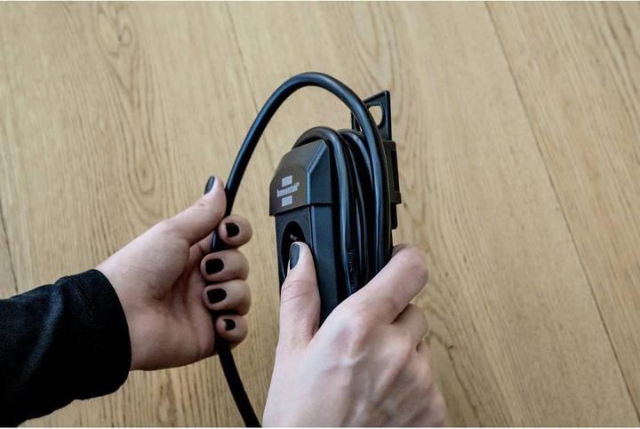 Actual product image Brennenstuhl Premium-Line 6-way bw/light grey *EN* 3m H05VV-F3G1.5 with foot switch (6x, 3 m)