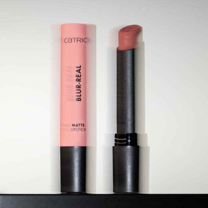 Actual product image Catrice Blur-Real Matte Lipstick (#B66C6D)