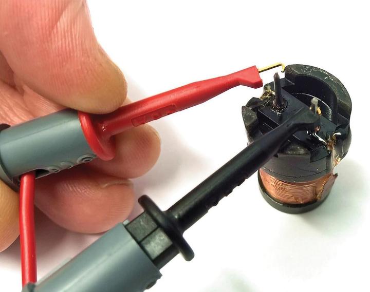 Actual product image Velleman Semiconductor analyzer