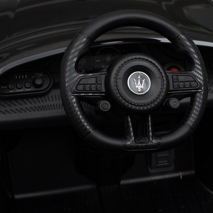 Baby Mix Elektrisches Spielzeugauto Maserati GranTurismo schwarz