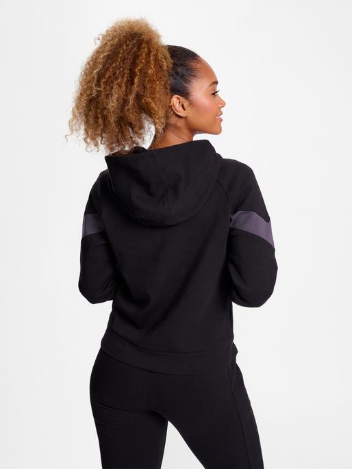 Actual product image hummel Hmltravel Sweat Hoodie Woman (S)