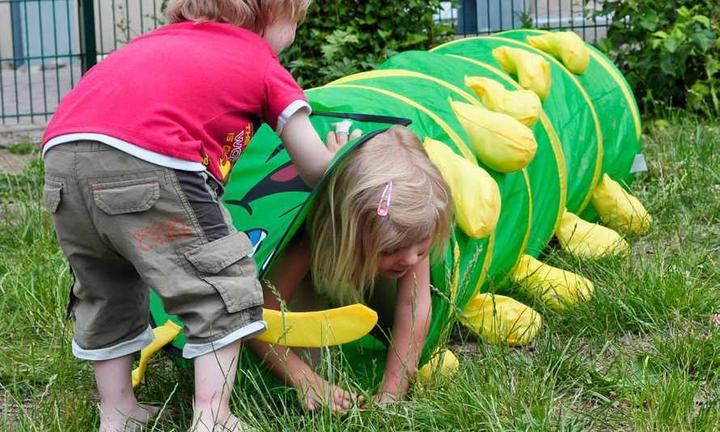 Immagine prodotto Knorrtoys Spieltunnel "Hugo" caterpillar