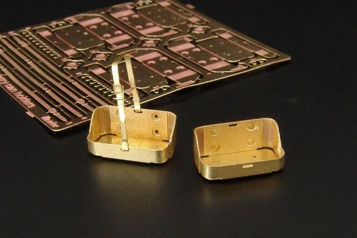 Actual product image Hauler US jerry can holders