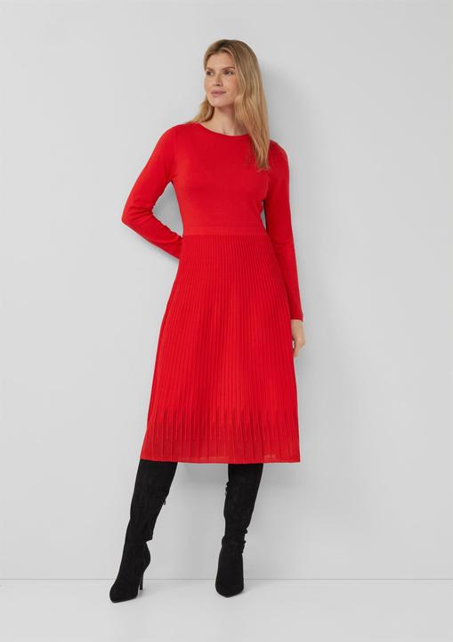 Image du produit s.Oliver Kleid Midi-Strickkleid mit U-Boot-Ausschnitt und Strukturmuster (40)