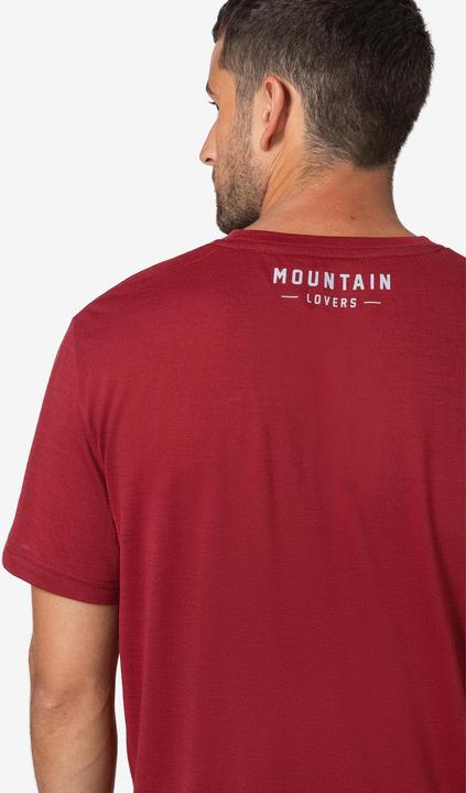 Actual product image Super Natural Skiing Gear Tee (XL)