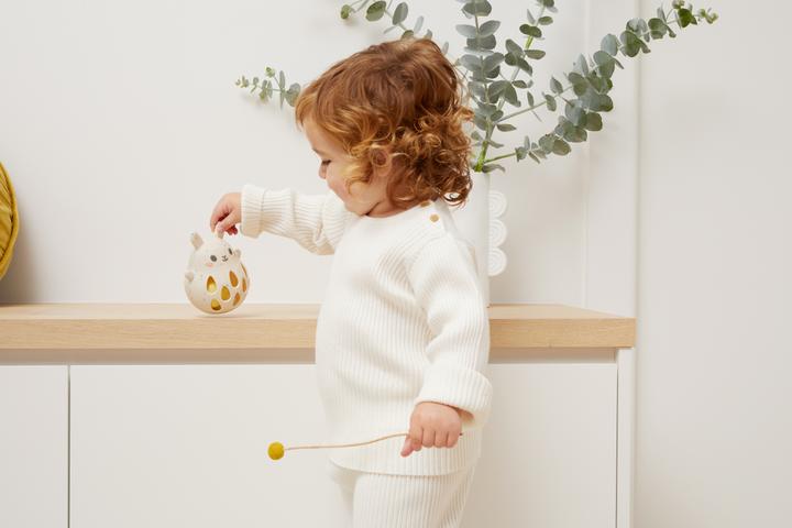 Actual product image Selecta Spielzeug Silikonrassel - Kaninchen