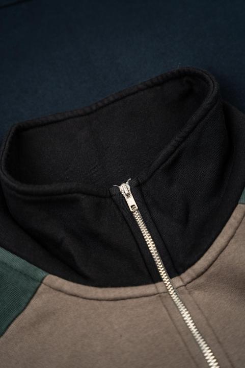 Actual product image Lakor Colorblock Half Zip (M)