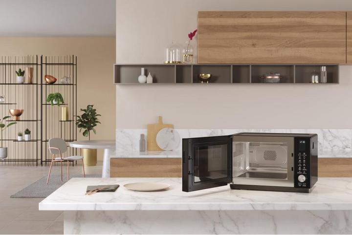 Image du produit Whirlpool MWF 258 B -mikroaaltouuni, musta (25 l)
