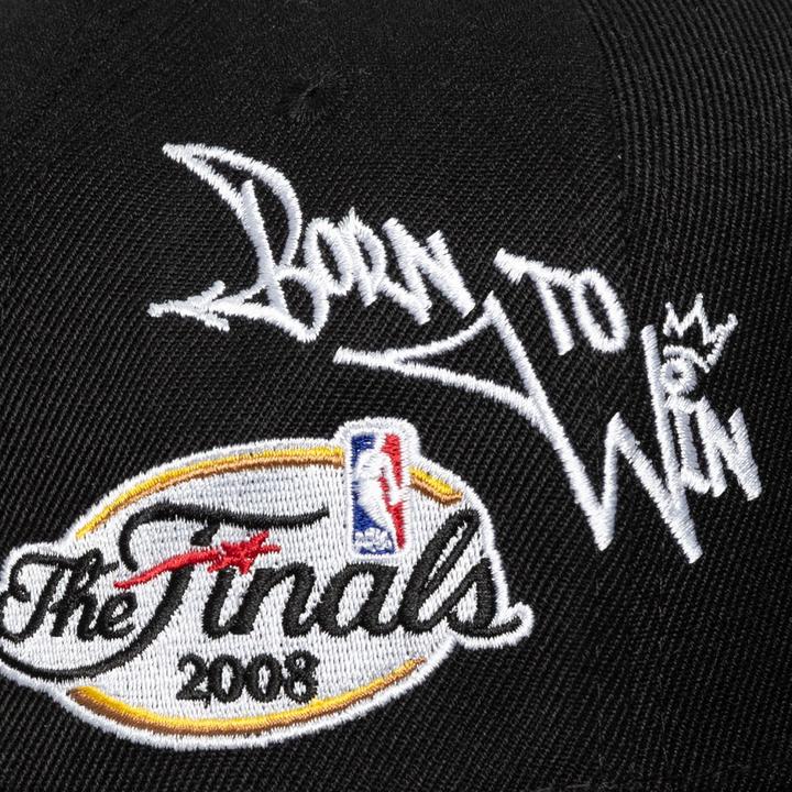 Produktbild Mitchell & Ness PRO Snapback Cap BORN TO WIN Boston Celtics