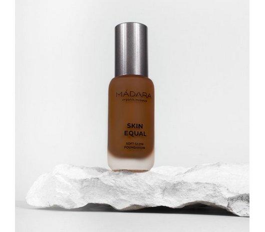 Produktbild Madara Skin Equal Base Soft Glow SPF15 30ml 100 Mocha (100 Mocha)