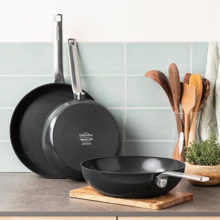 Actual product image Greenpan Evolution Koekenpan 24 cm Zwart (CC006386-001) (Frying pan, Aluminium, Stainless steel, 24 x 43.80 cm)