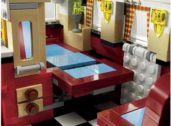 Actual product image LEGO Volkswagen T1 camper van (10220, LEGO Creator Expert)