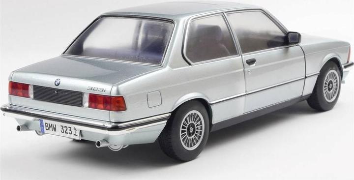 Actual product image Solido 1:18 BMW E21 323I s. blau met. 1980