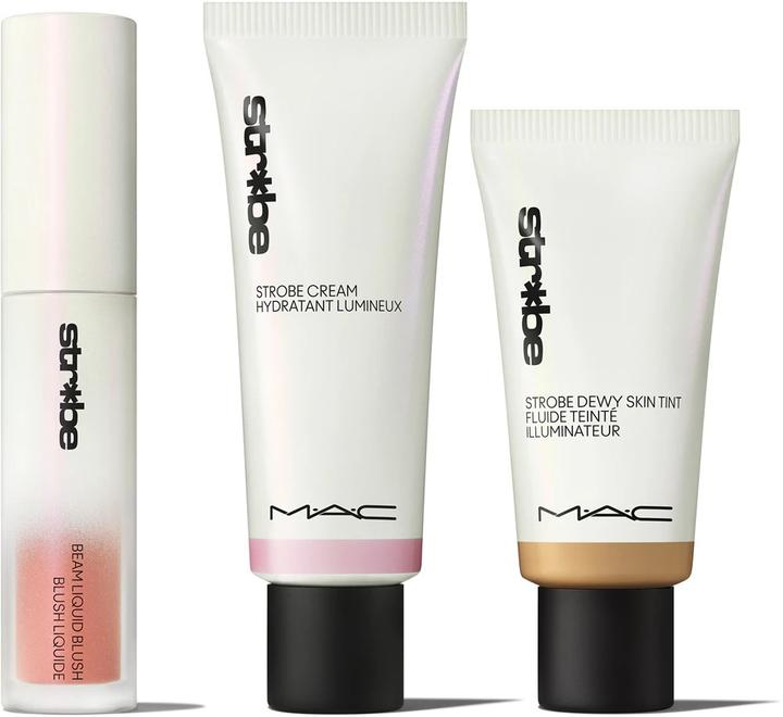 Image du produit MAC Cosmetics Strobe Dewy Skin Tint Nr. 04 - Light (04 - Lumière)