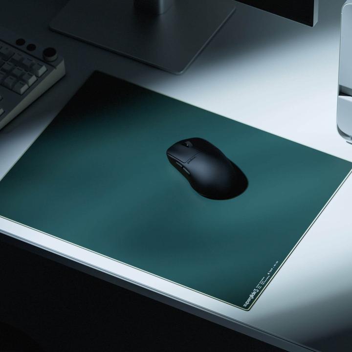 Actual product image Pulsar Superglide Glass Mousepad V3 Type S (L)