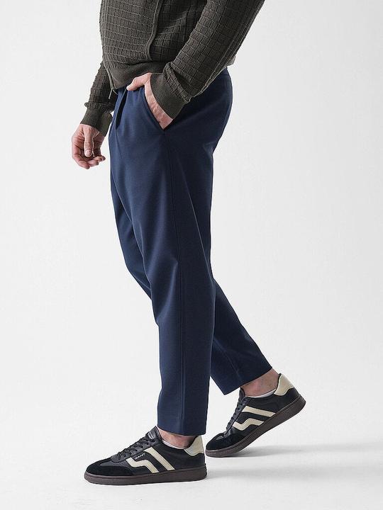 Actual product image AlphaTauri Pavo (33)