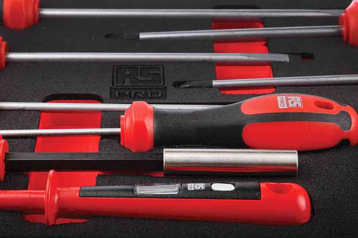 Actual product image RS PRO 39pc Slotted/PZ Screwdriver and Bit Set (Port, Pozidriv cross recess (PZ))