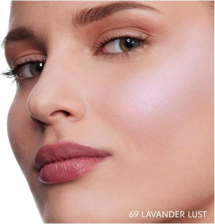 Actual product image Yves Saint Laurent Make Me Blush Bold Blurring Blush 69 Lavender Lust (69 Lavender Lust)
