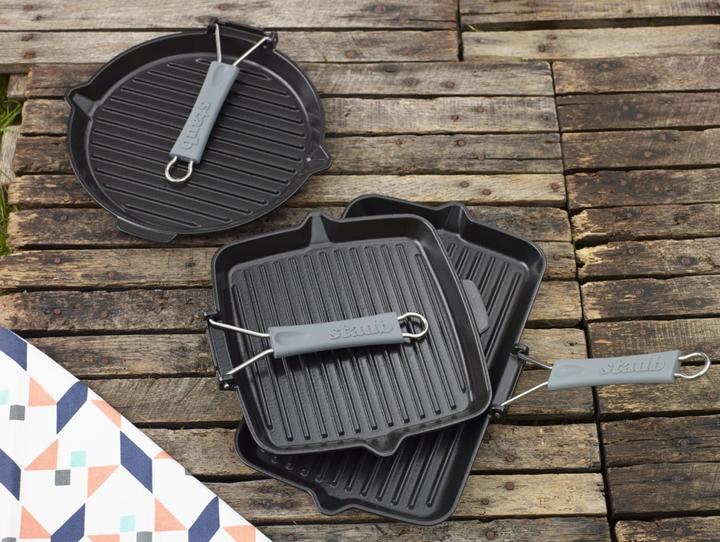 Actual product image Staub Grill pan (Grill pan, Cast iron, 24 x 3.40 cm)